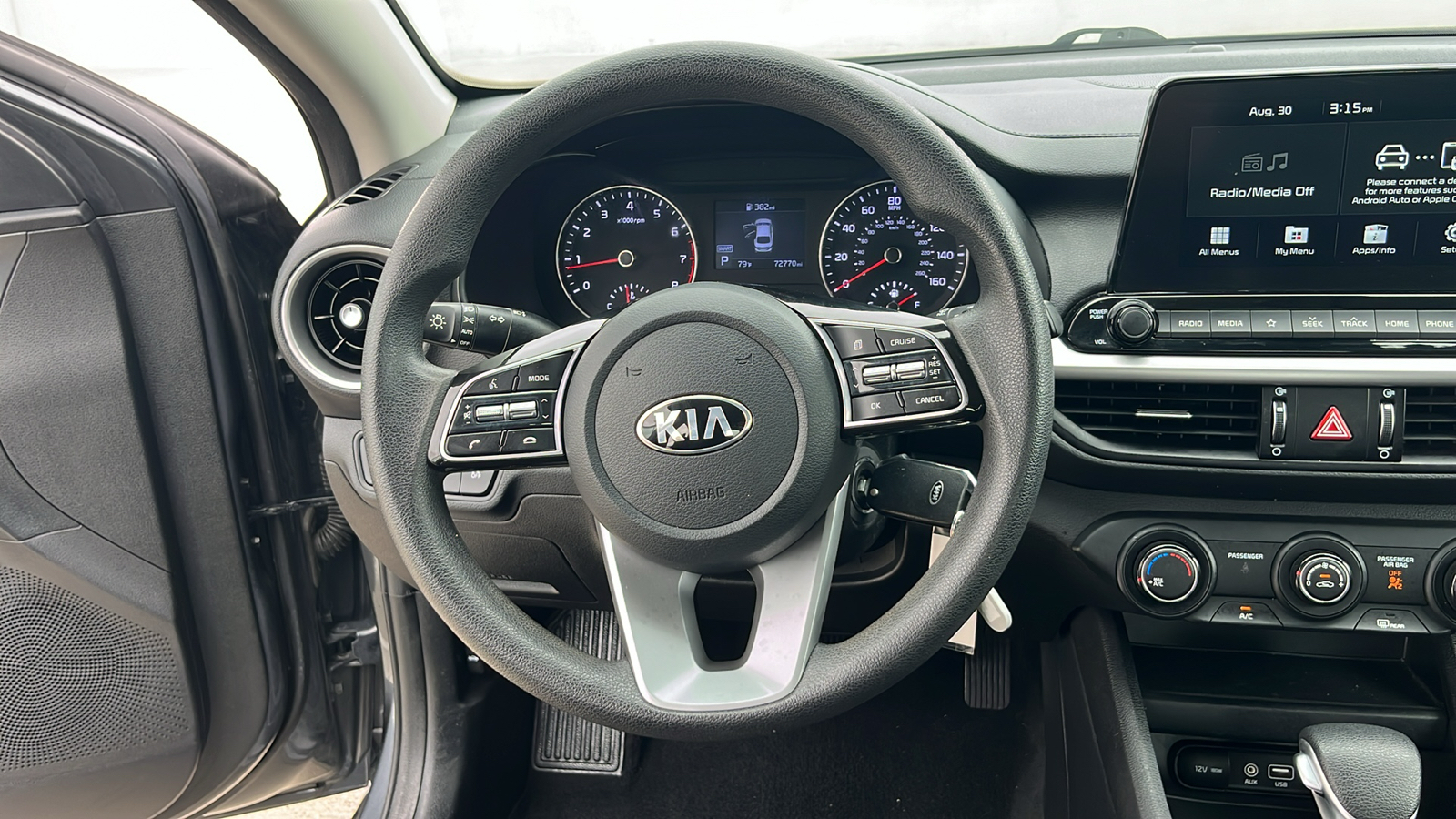 2021 Kia Forte LXS 23