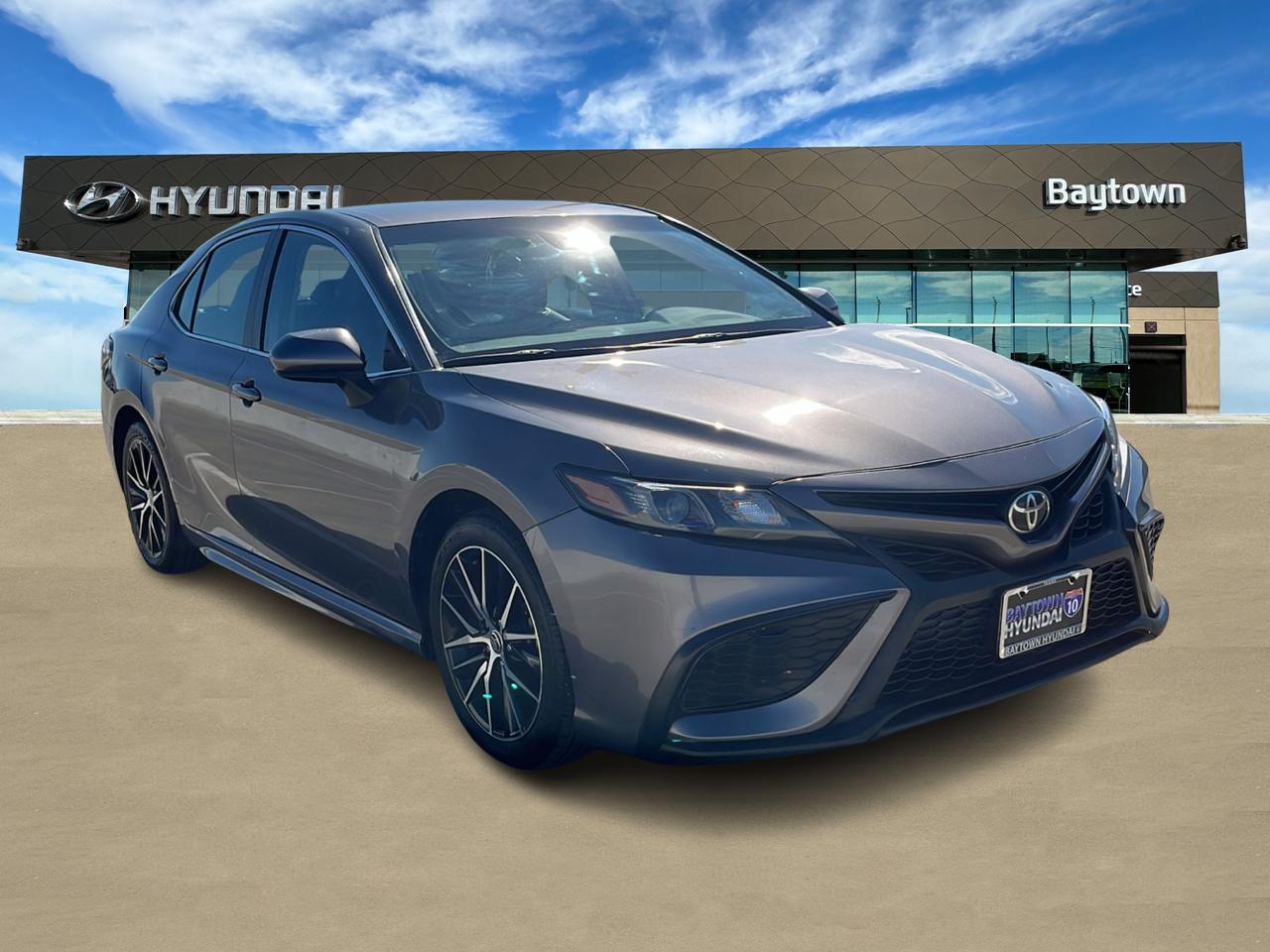 2021 Toyota Camry SE 1