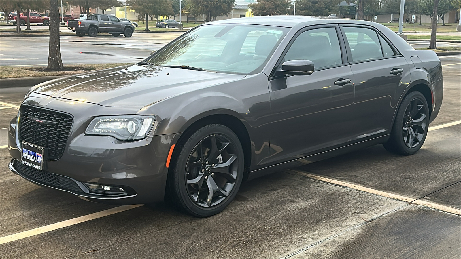 2023 Chrysler 300 300S 8