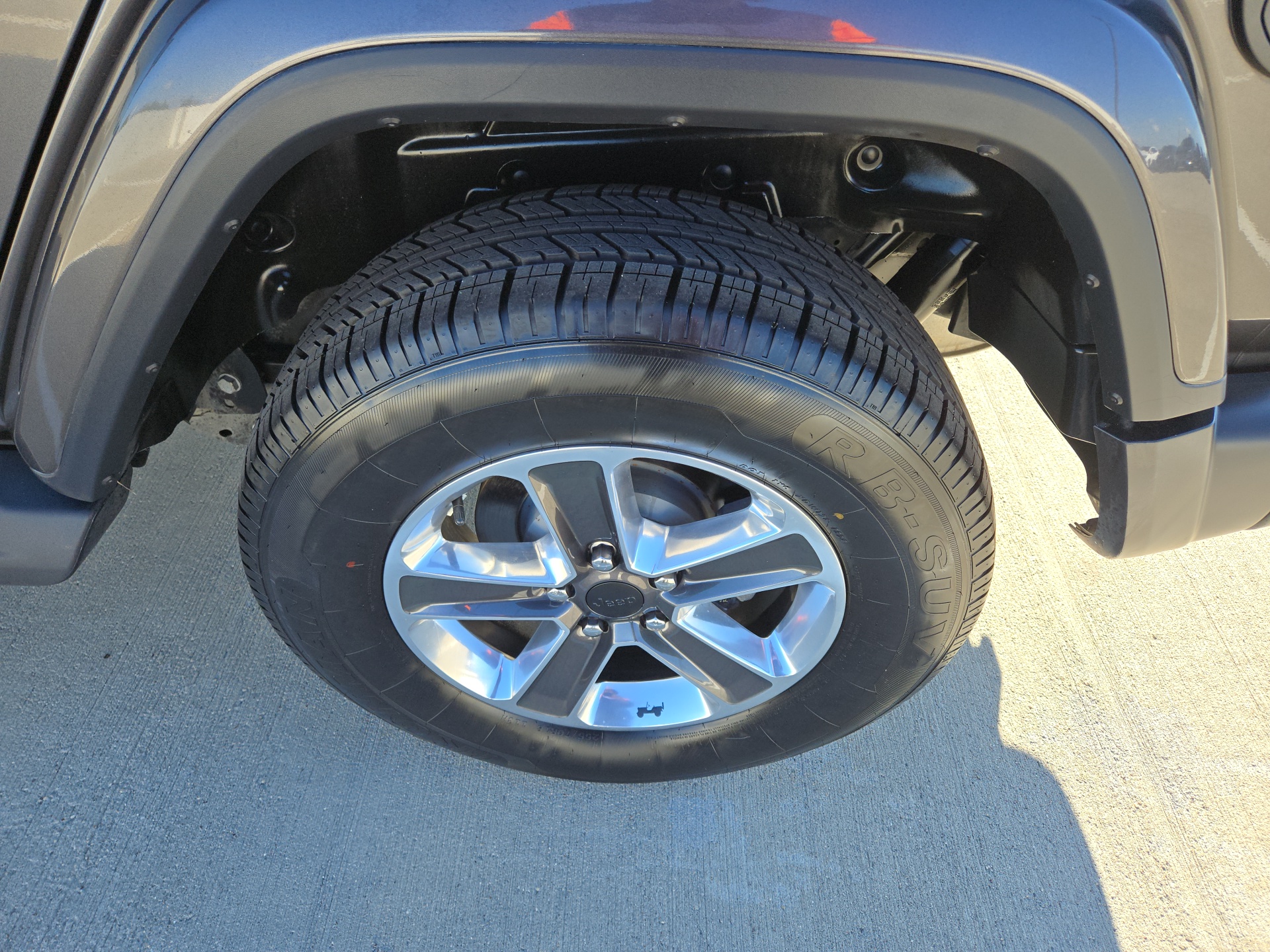 2019 Jeep Wrangler Unlimited Sahara 18