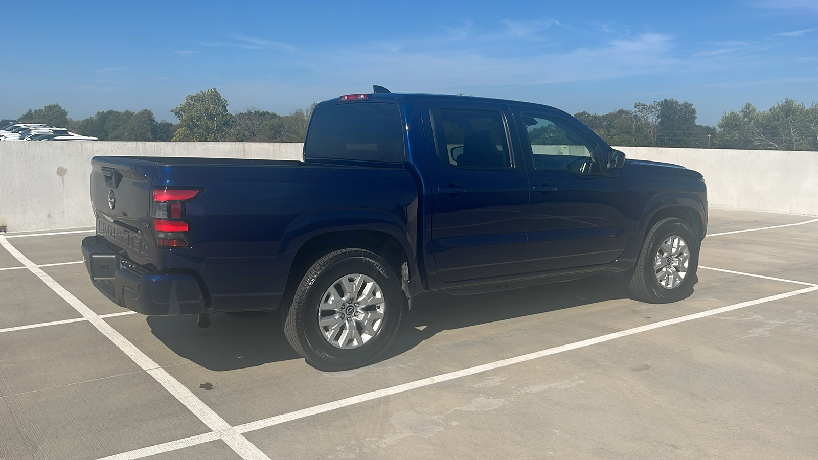 2023 Nissan Frontier SV 11