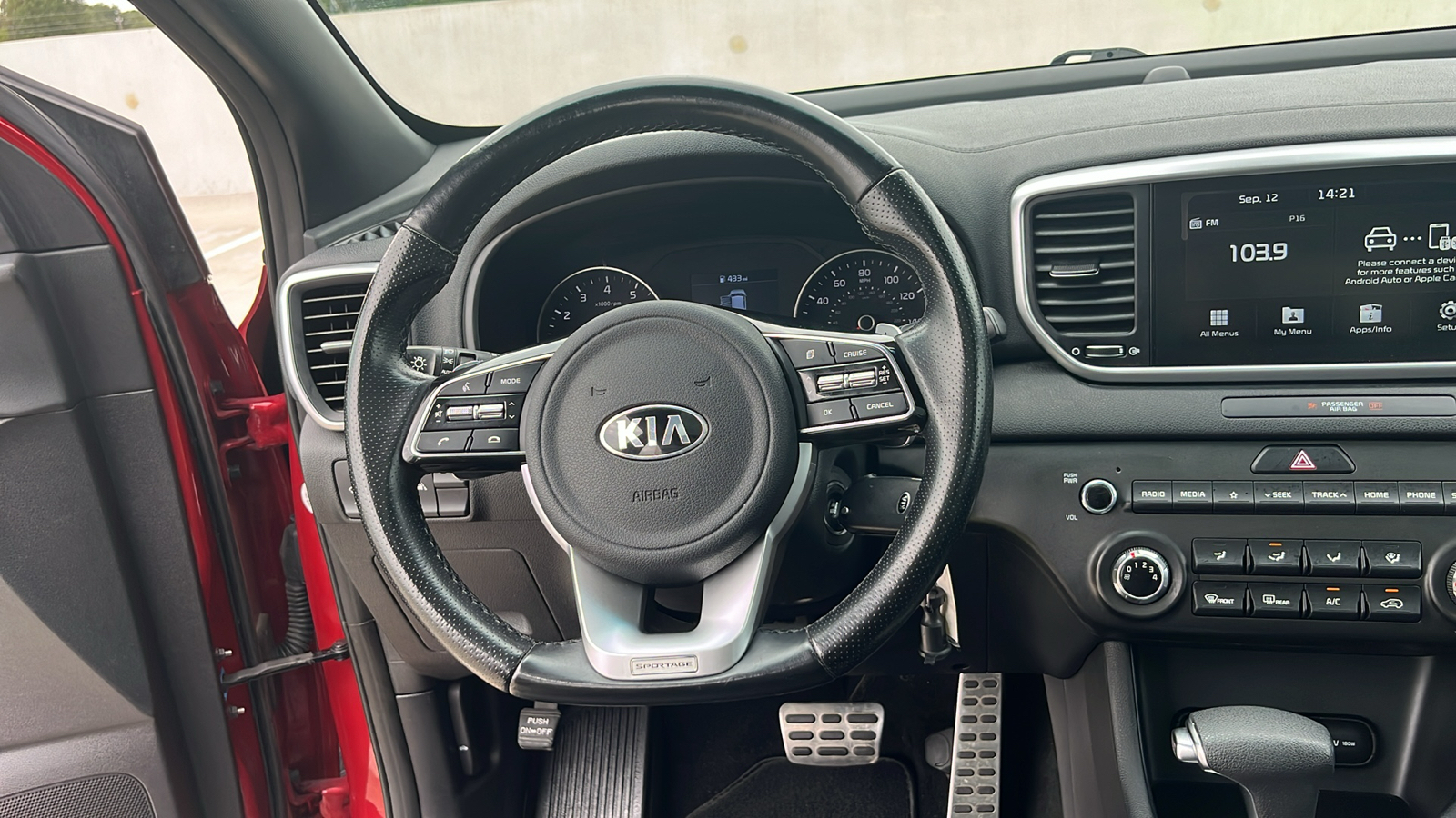 2021 Kia Sportage S 25