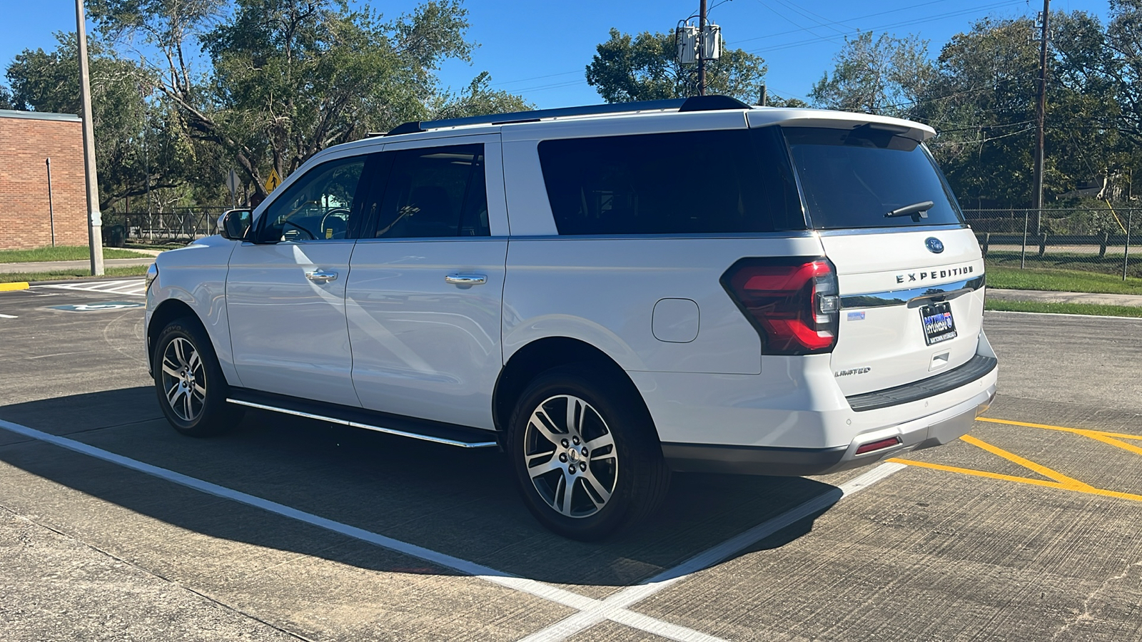 2022 Ford Expedition Max Limited 11