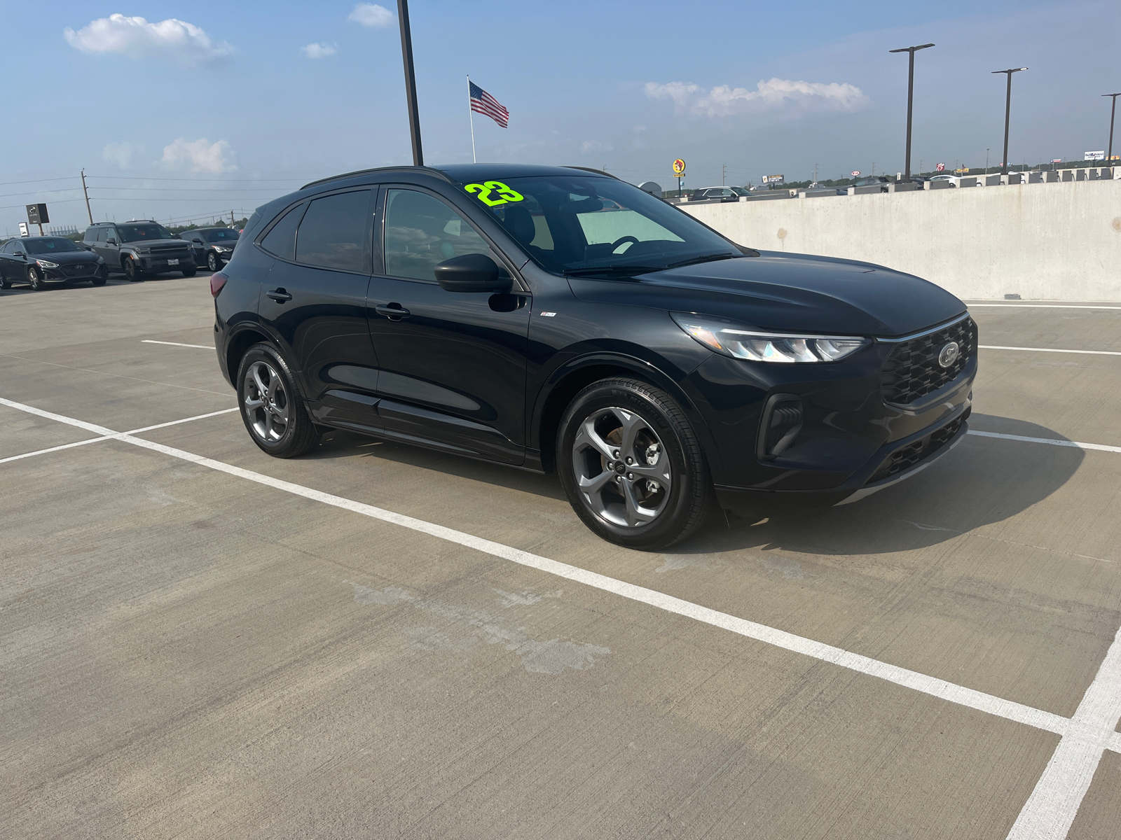 2023 Ford Escape ST-Line 14