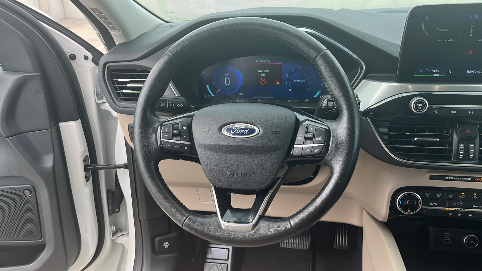 2021 Ford Escape Titanium 25