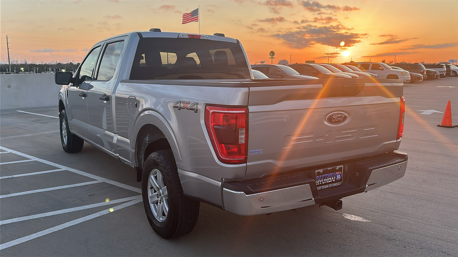 2023 Ford F-150 XLT 8