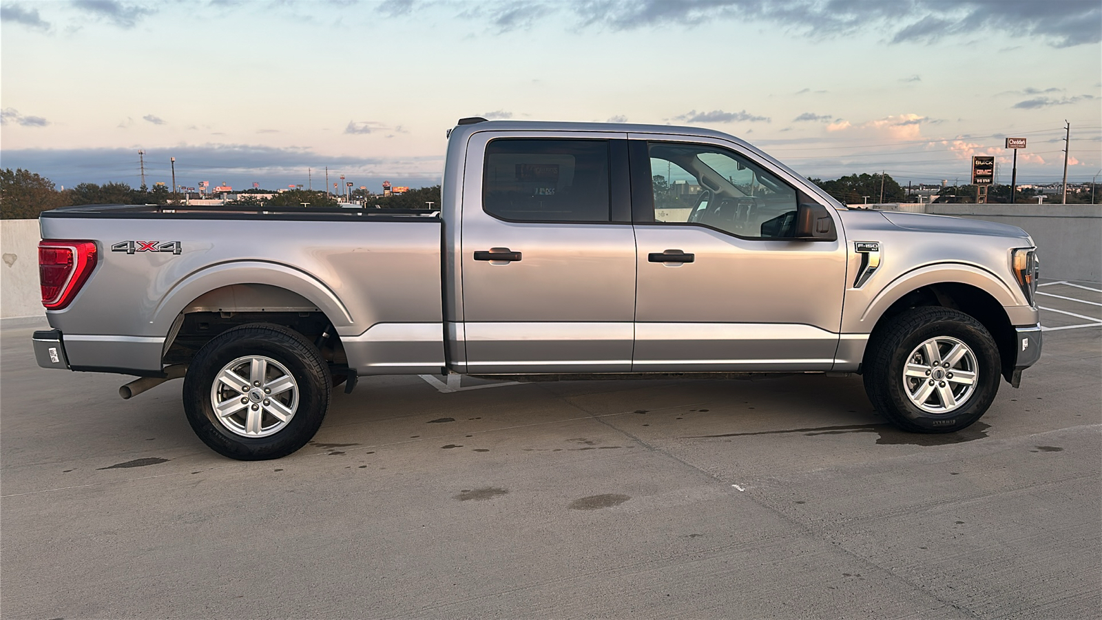 2023 Ford F-150 XLT 11