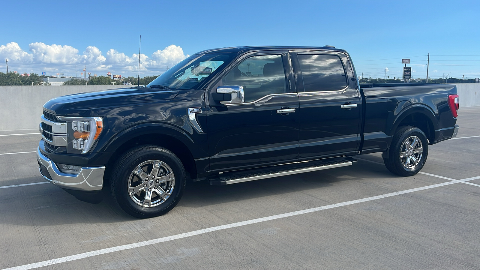 2023 Ford F-150 LARIAT 8