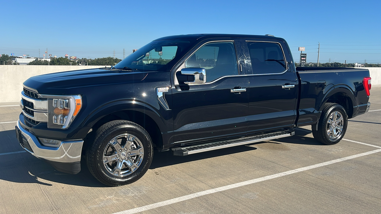 2023 Ford F-150 LARIAT 9