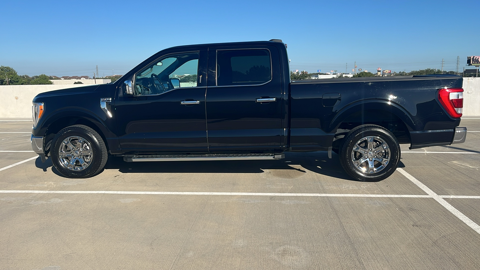 2023 Ford F-150 LARIAT 10