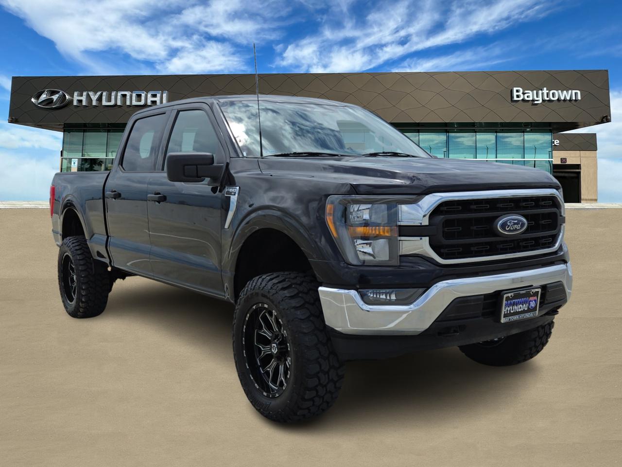 2023 Ford F-150 XLT 1