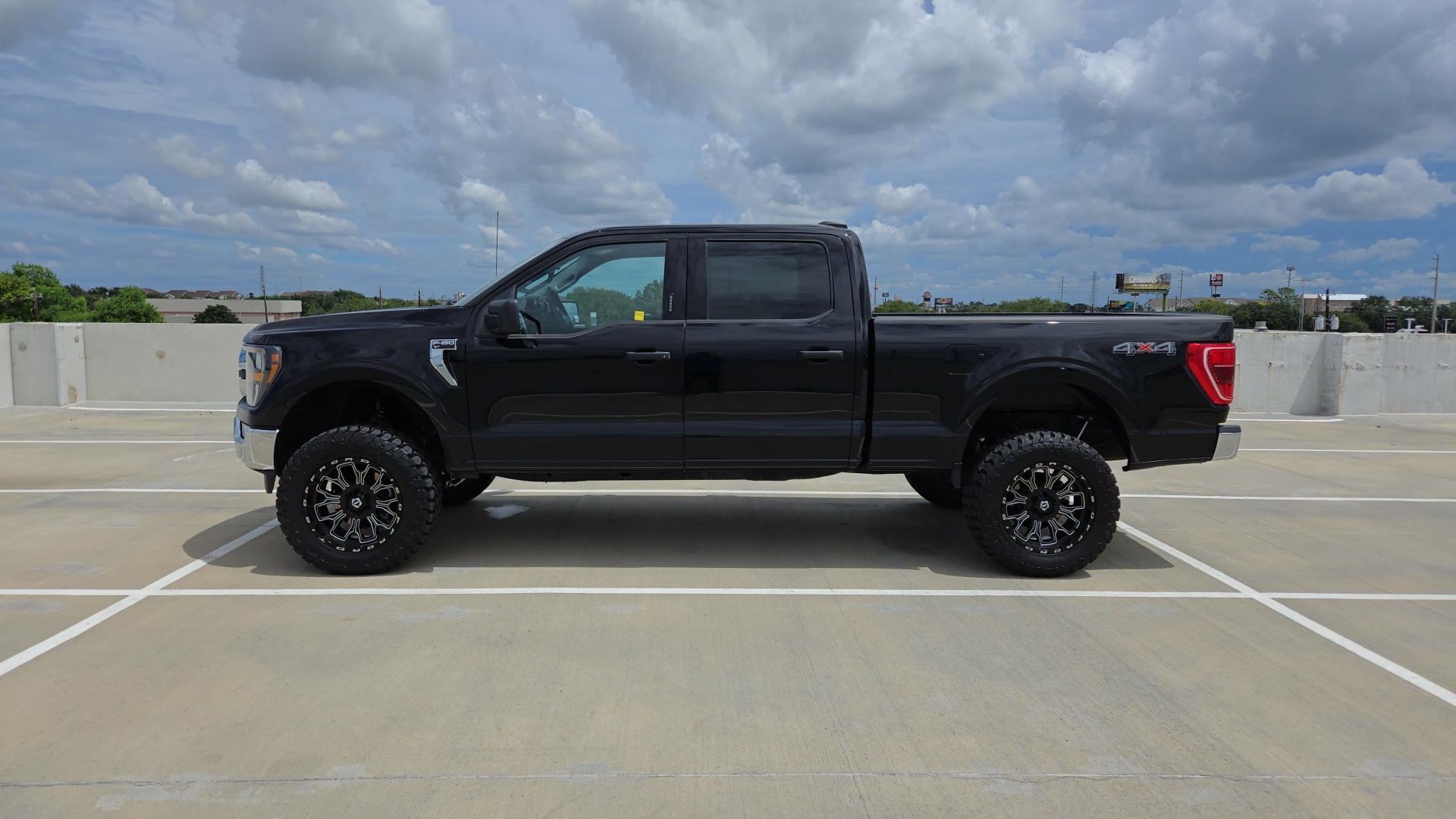 2023 Ford F-150 XLT 9