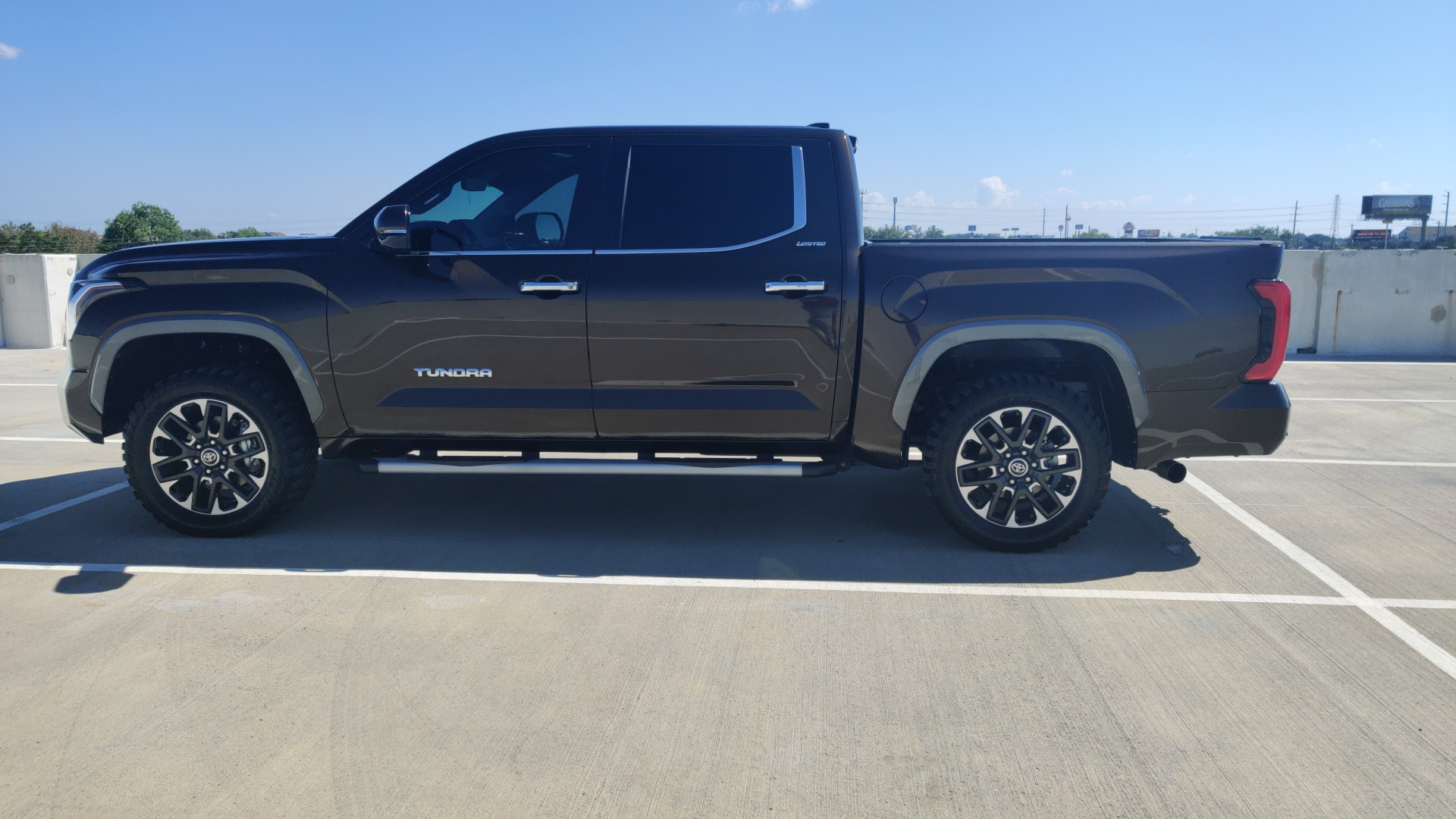 2022 Toyota Tundra 2WD Limited 9