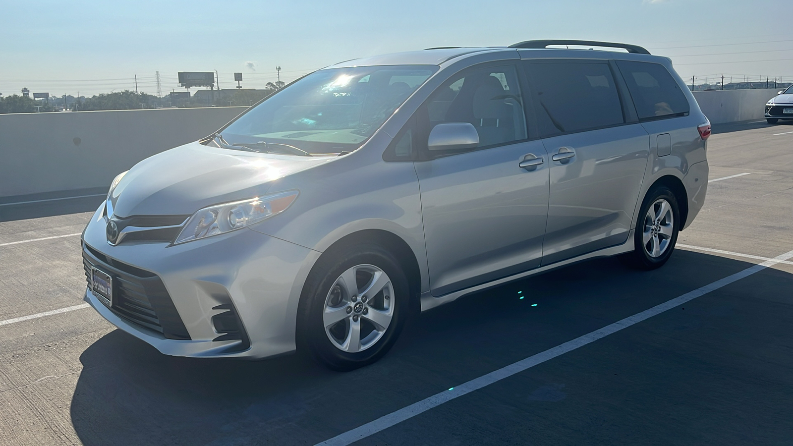 2019 Toyota Sienna L 8