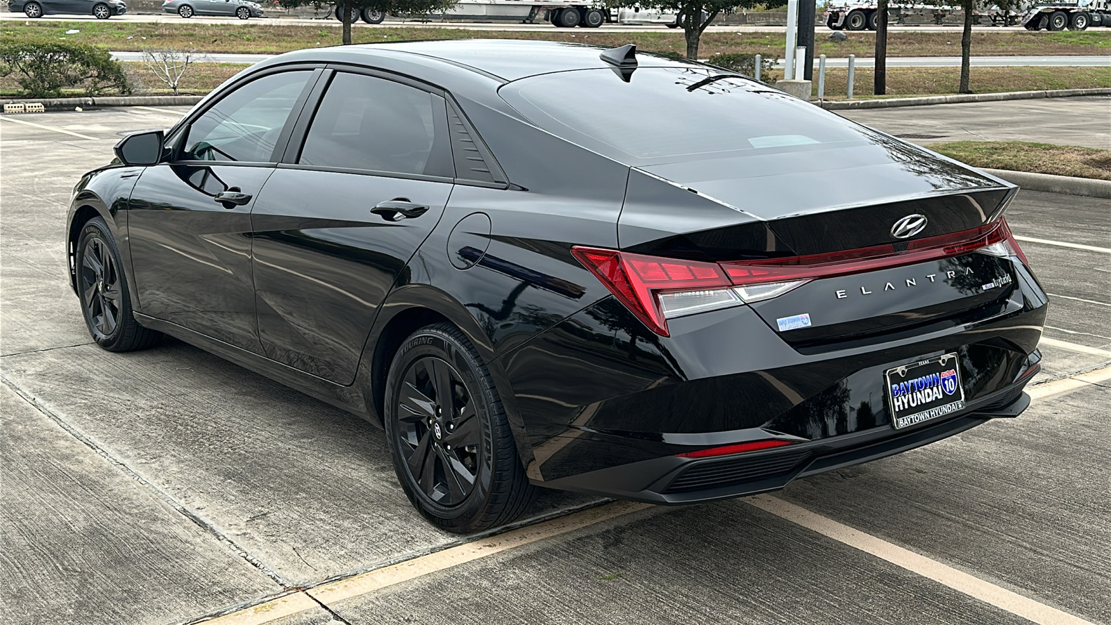 2023 Hyundai Elantra Hybrid Blue 8