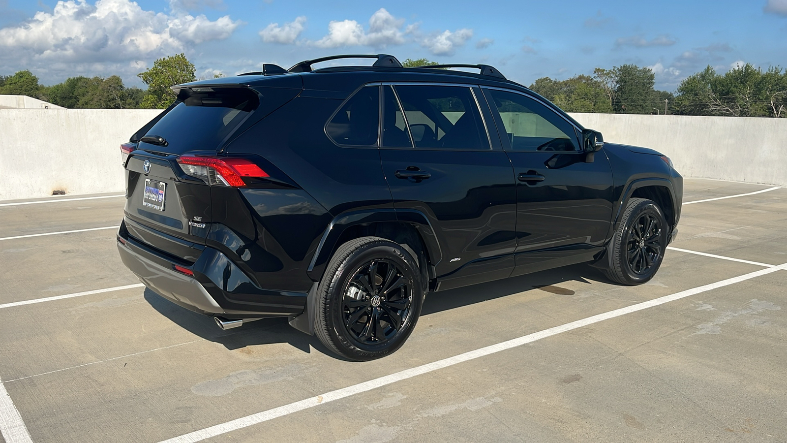 2024 Toyota RAV4 Hybrid SE 11