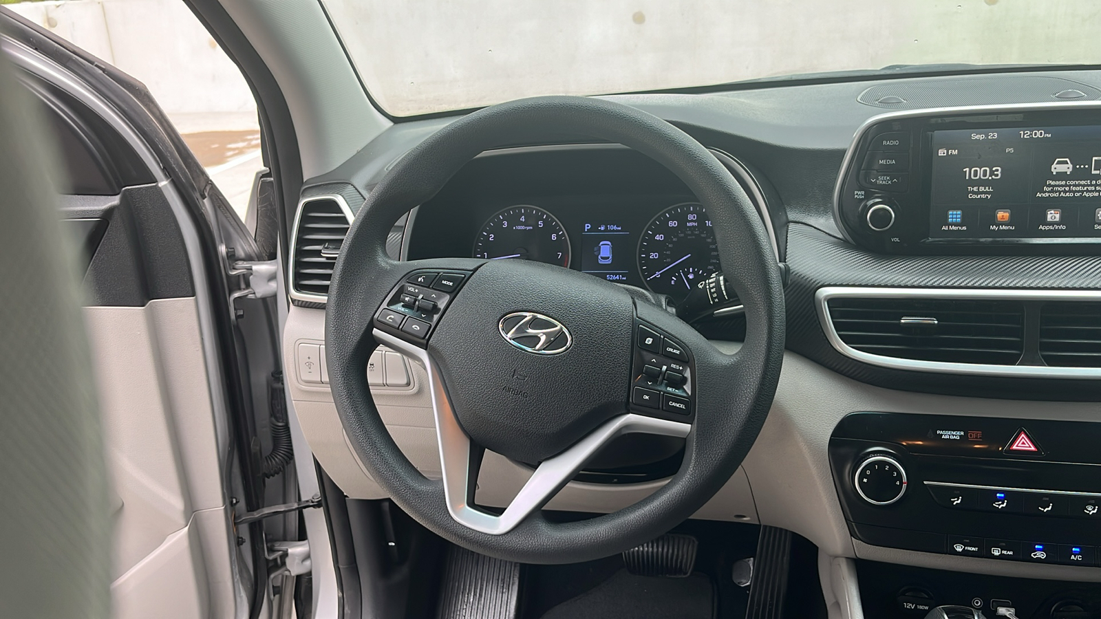 2020 Hyundai Tucson SE 24