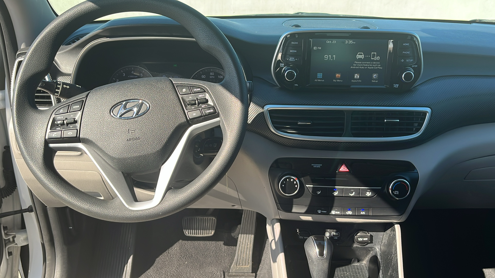 2020 Hyundai Tucson SE 23