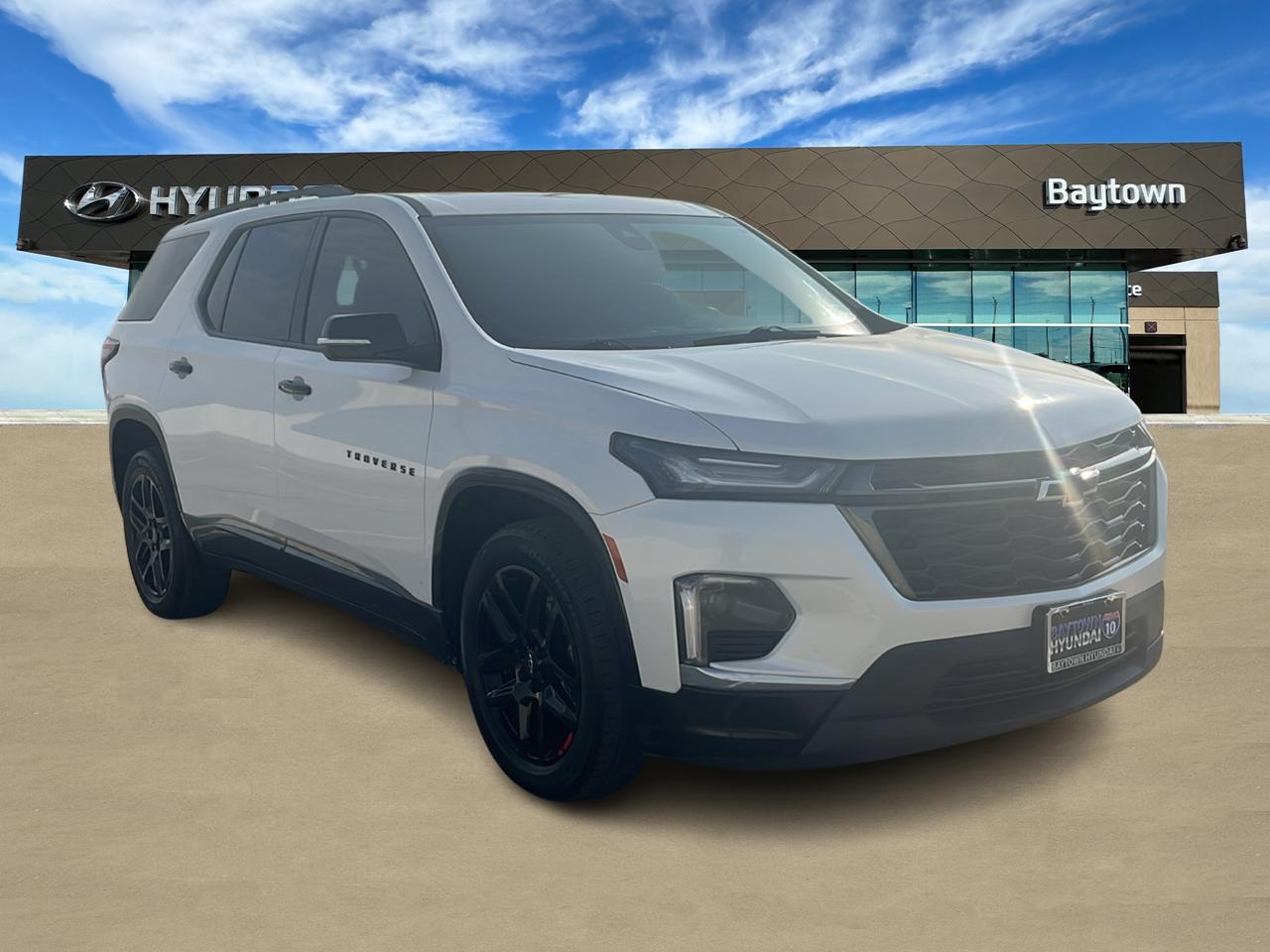 2022 Chevrolet Traverse Premier 1