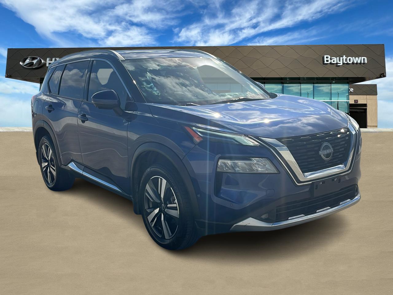 2022 Nissan Rogue Platinum 1