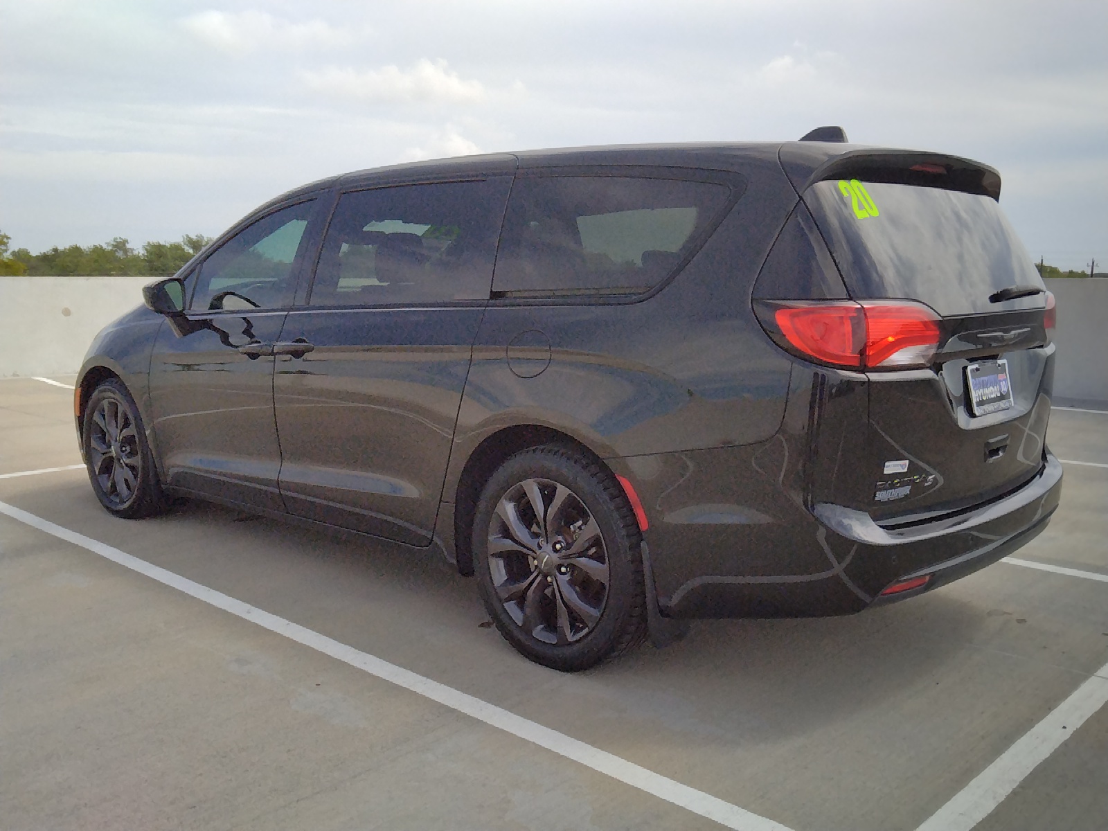 2020 Chrysler Pacifica Touring 9