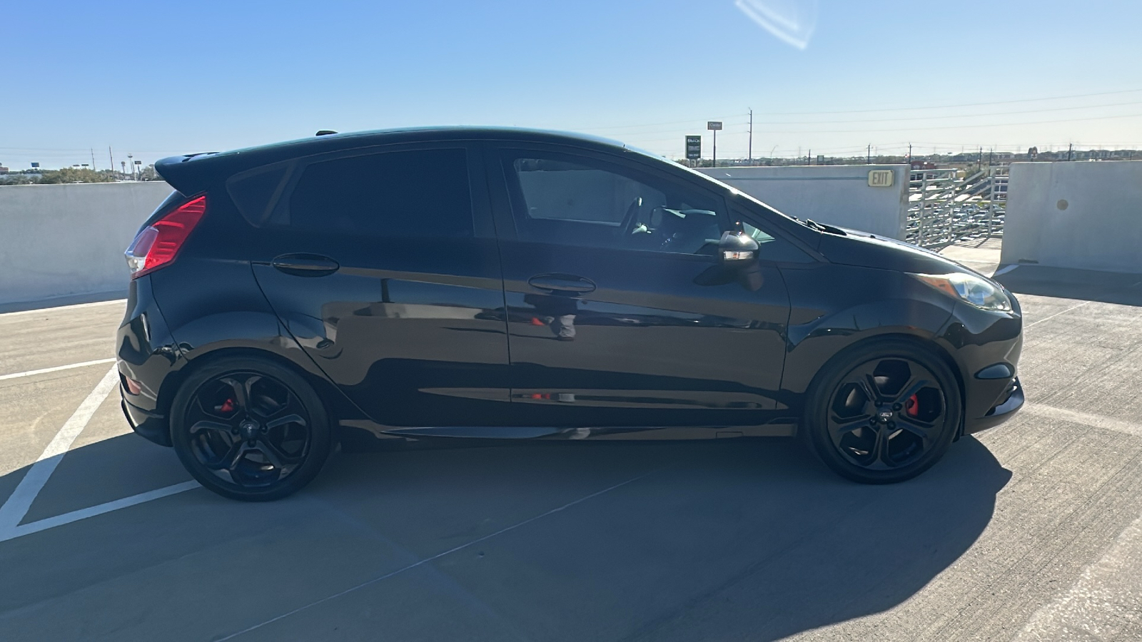 2017 Ford Fiesta ST 12