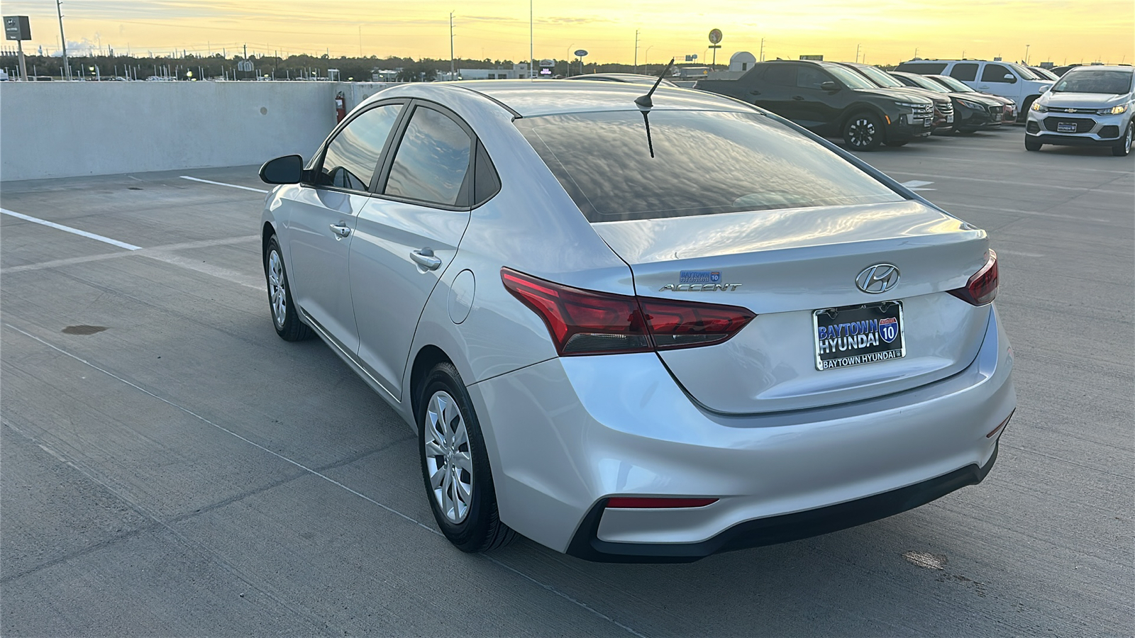 2022 Hyundai Accent SE 8