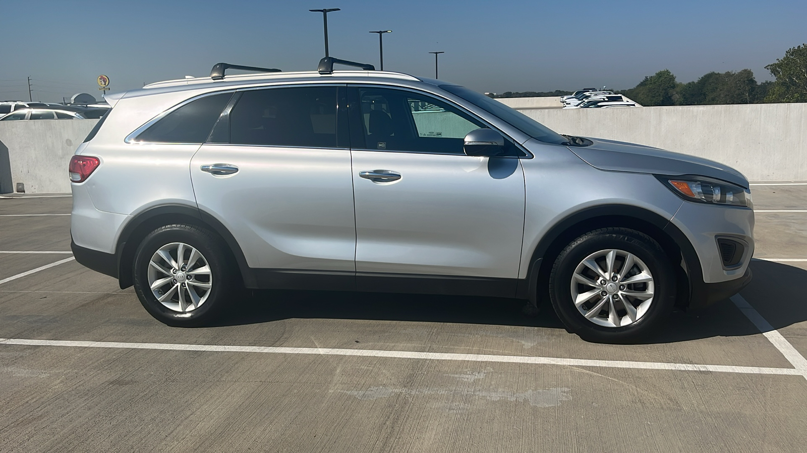 2017 Kia Sorento LX 12