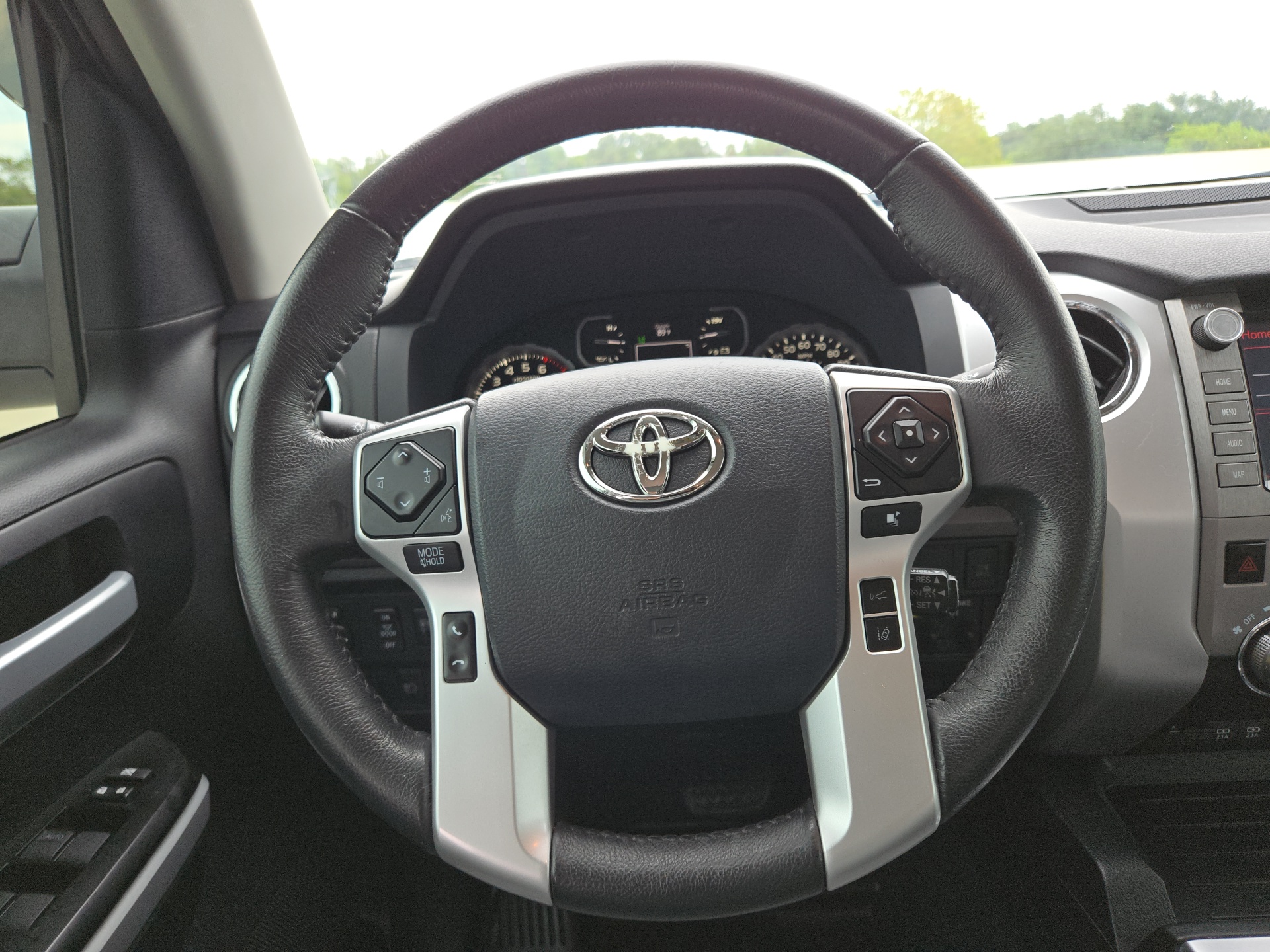 2020 Toyota Tundra 2WD SR5 23