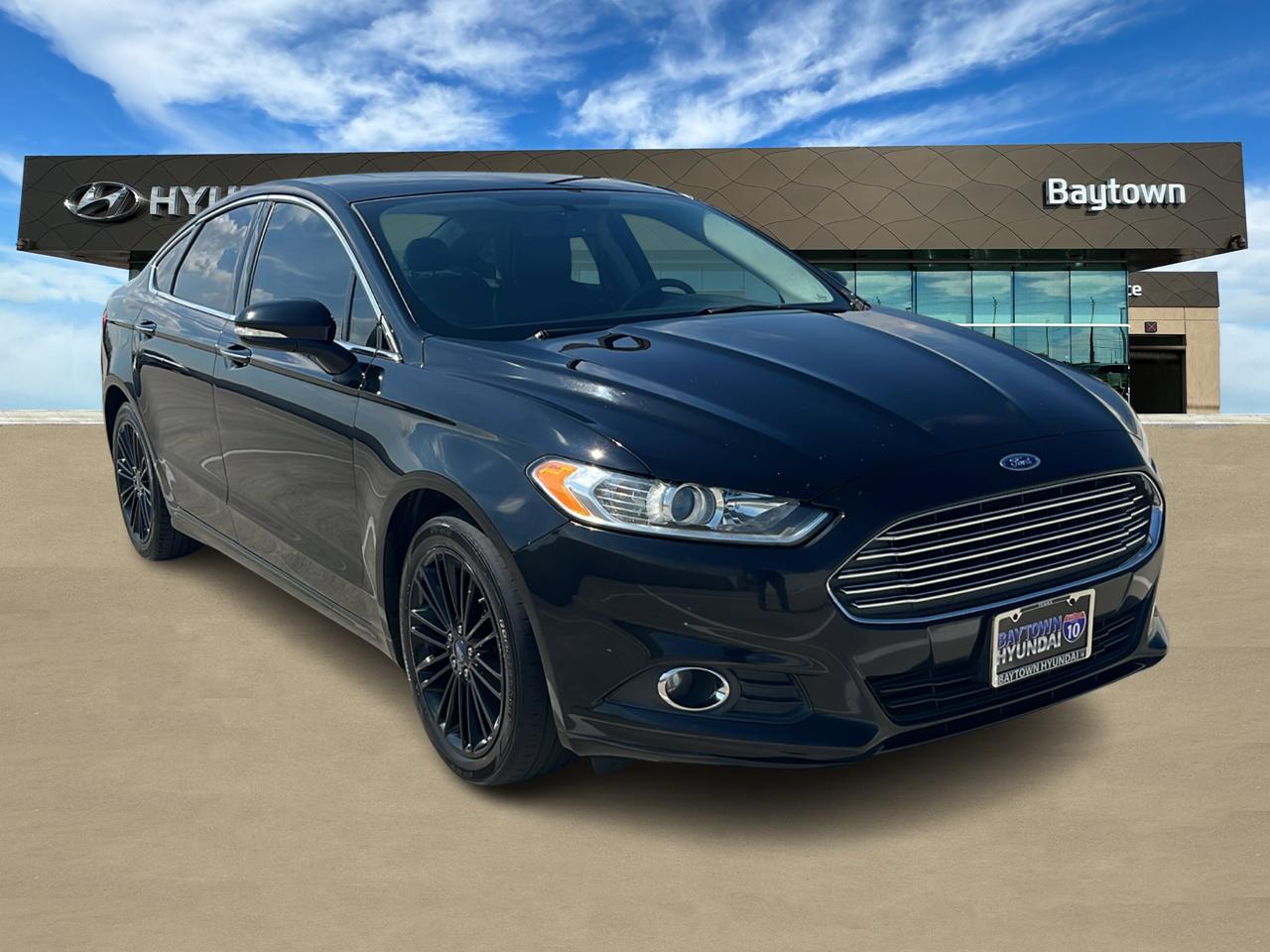 2016 Ford Fusion SE 1