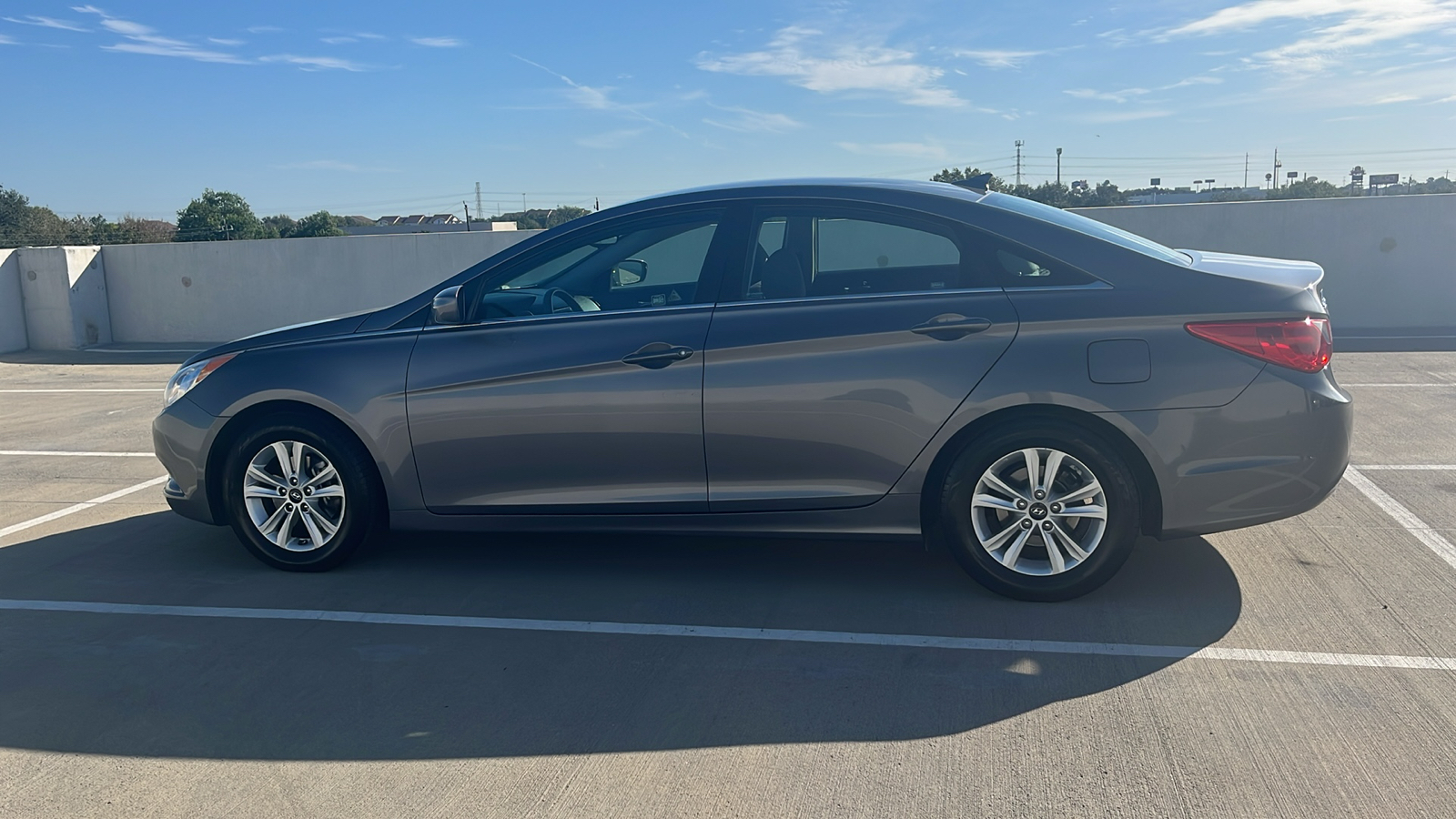 2012 Hyundai Sonata GLS 8