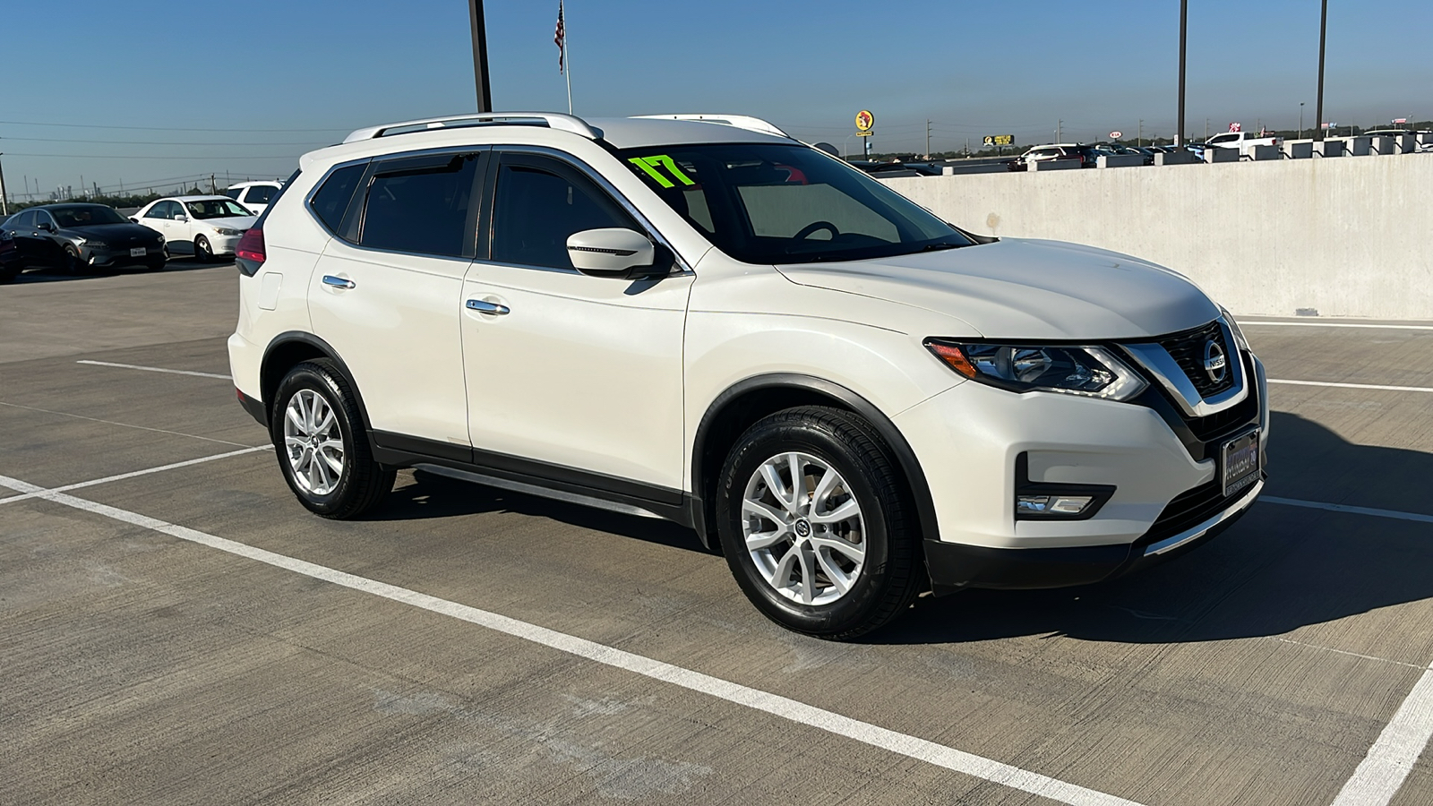 2017 Nissan Rogue SV 13