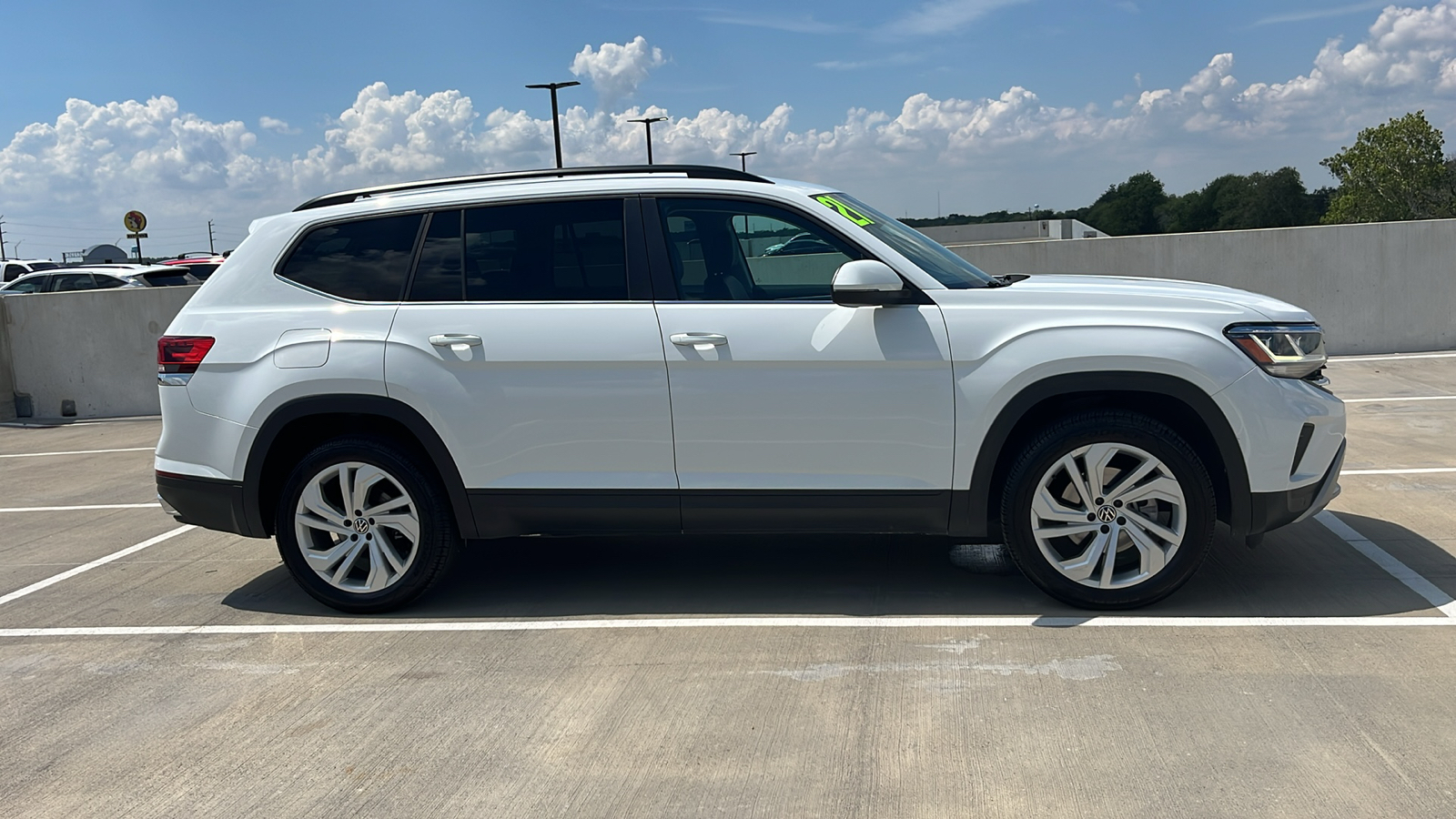 2021 Volkswagen Atlas 3.6L V6 SE with Technology 14