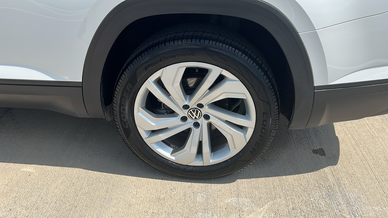 2021 Volkswagen Atlas 3.6L V6 SE with Technology 18