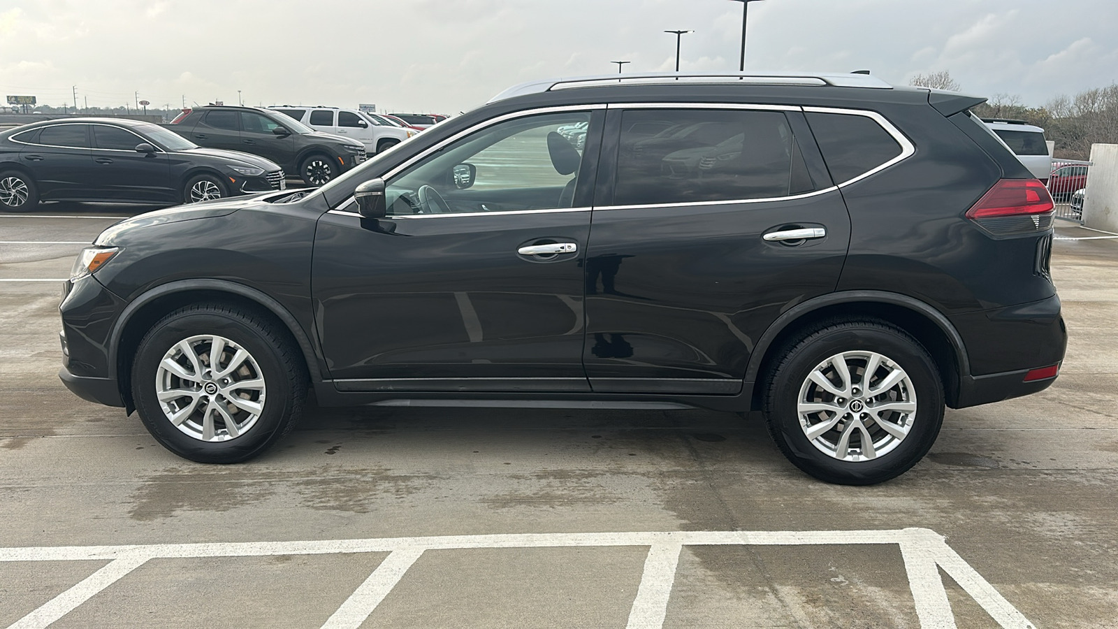 2018 Nissan Rogue SV 7