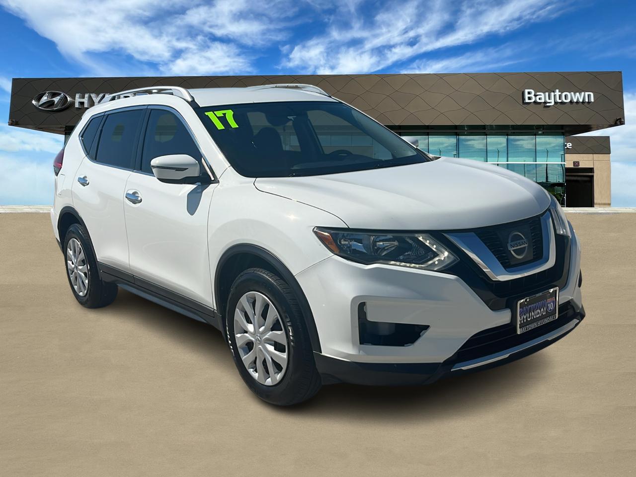 2017 Nissan Rogue S 1