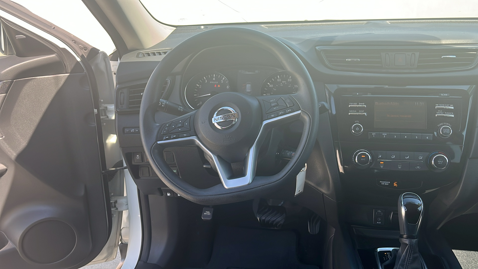 2017 Nissan Rogue S 25