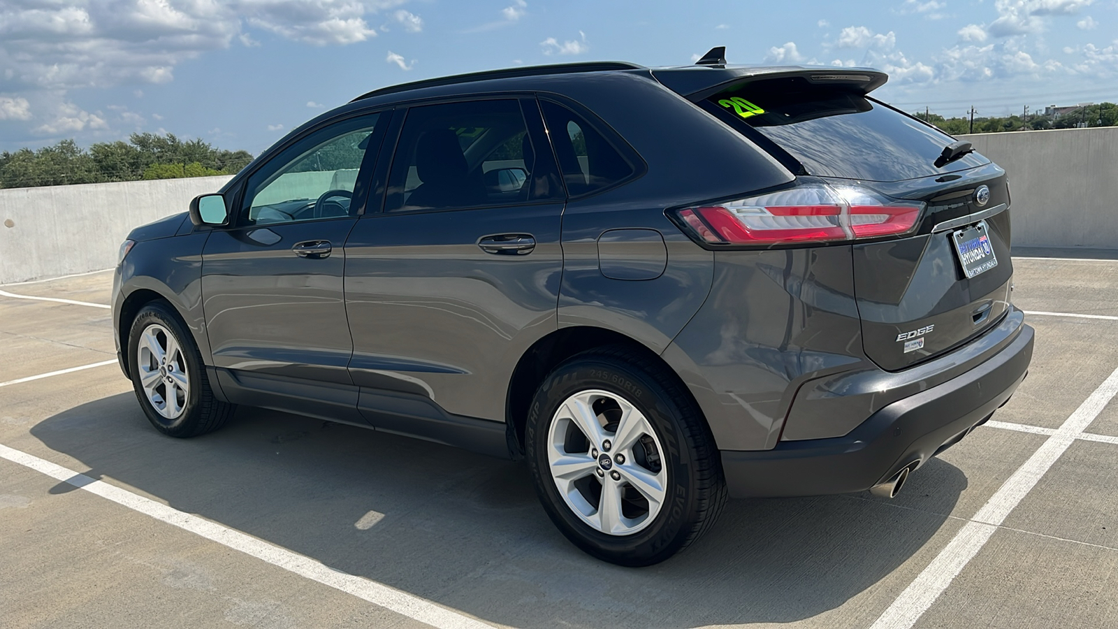 2020 Ford Edge SE 9