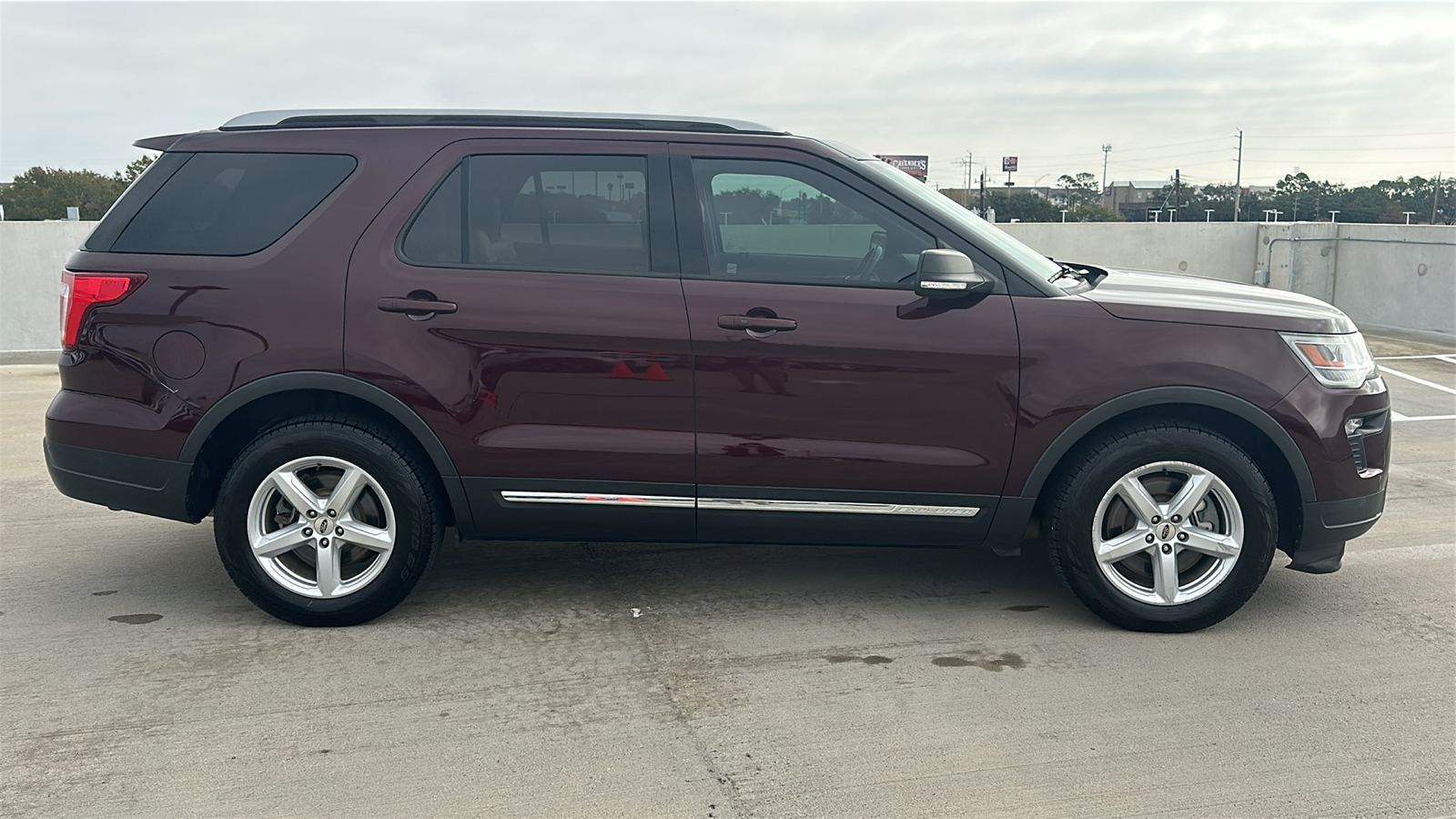 2019 Ford Explorer XLT 11