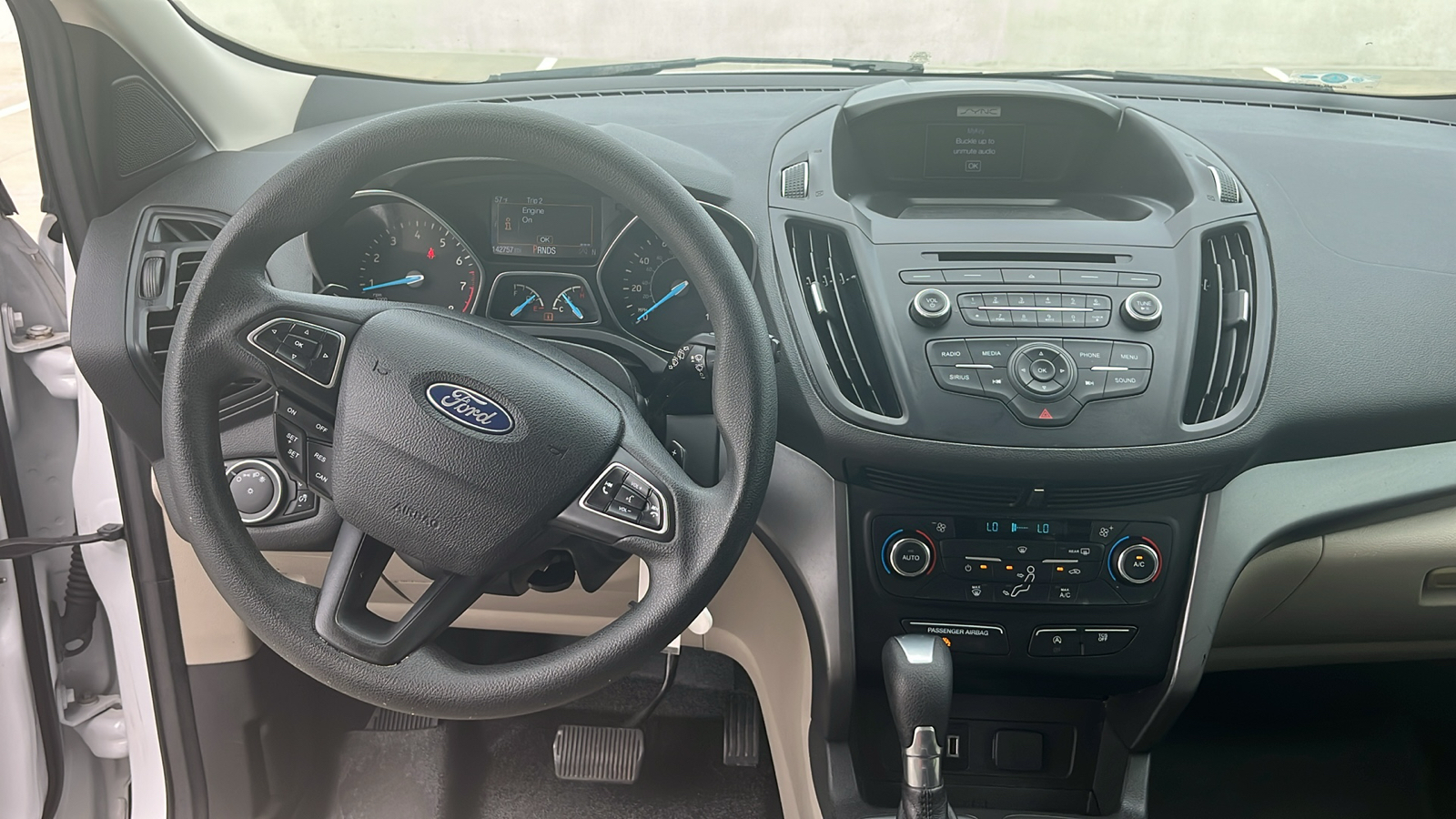 2017 Ford Escape SE 23