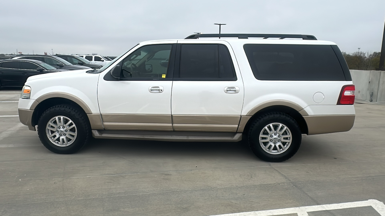 2014 Ford Expedition EL  8