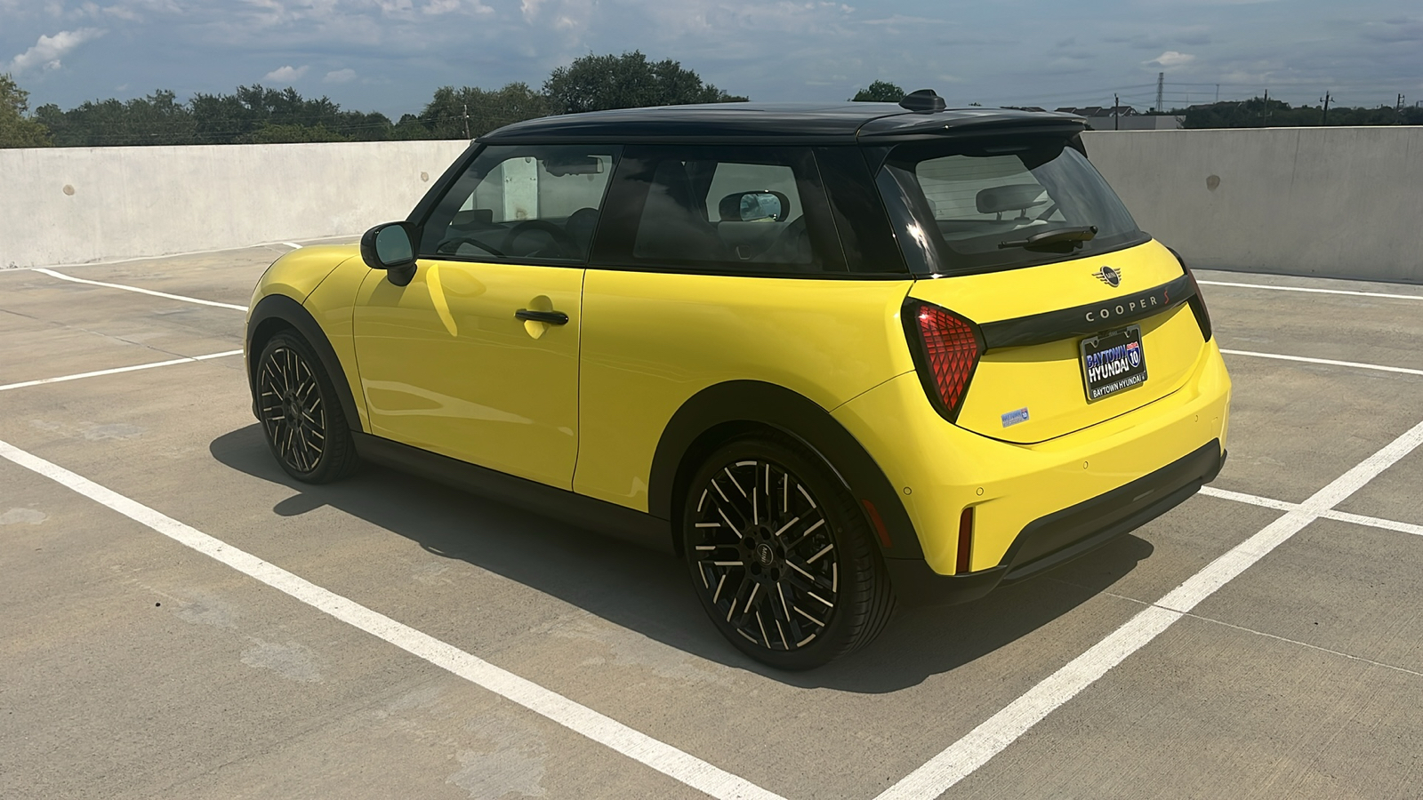 2025 MINI Hardtop 2 Door Cooper S 10