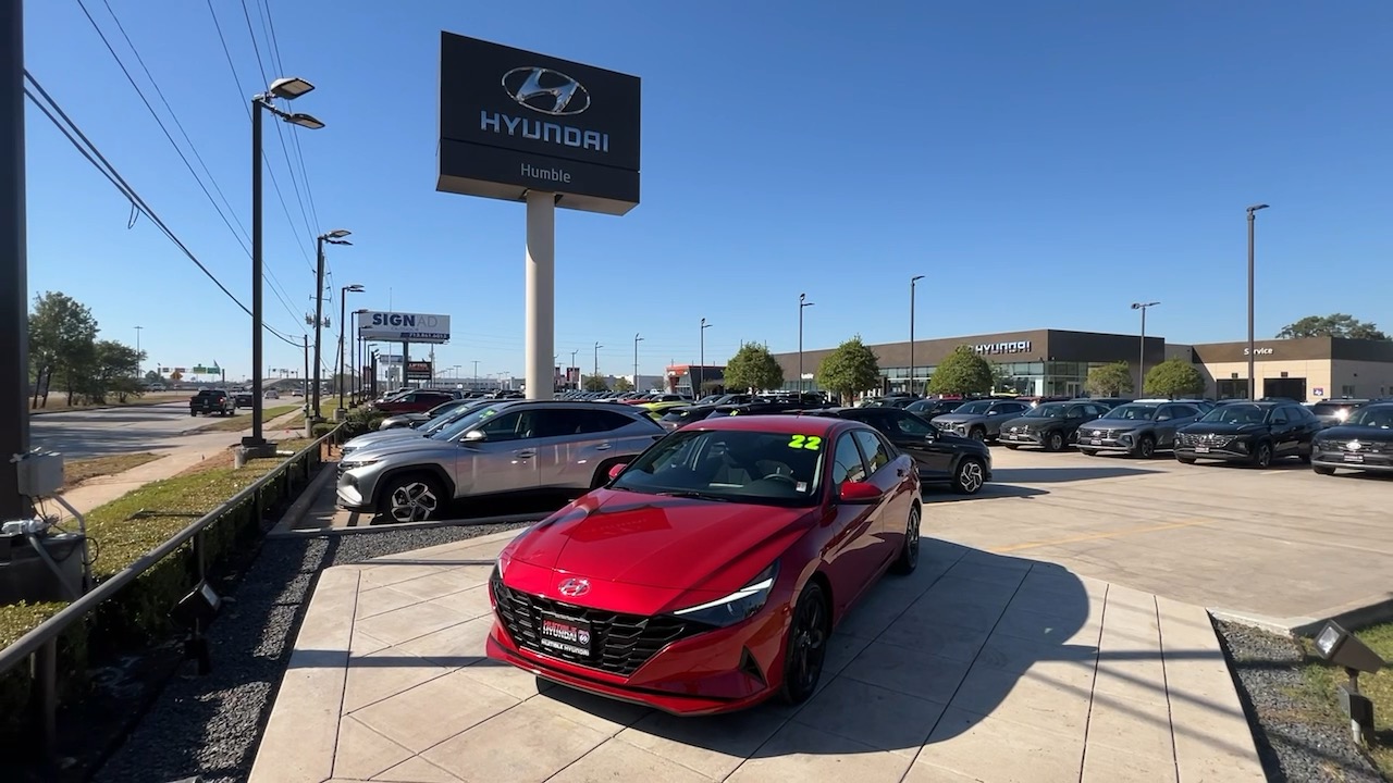 2022 Hyundai Elantra SEL 8