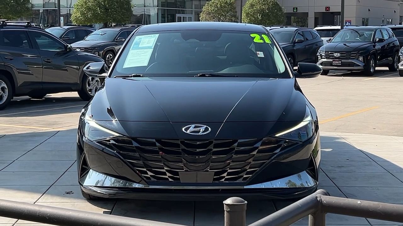 2021 Hyundai Elantra Limited 8