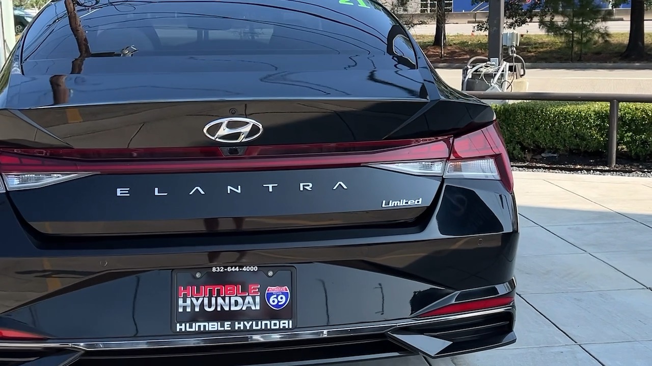 2021 Hyundai Elantra Limited 15