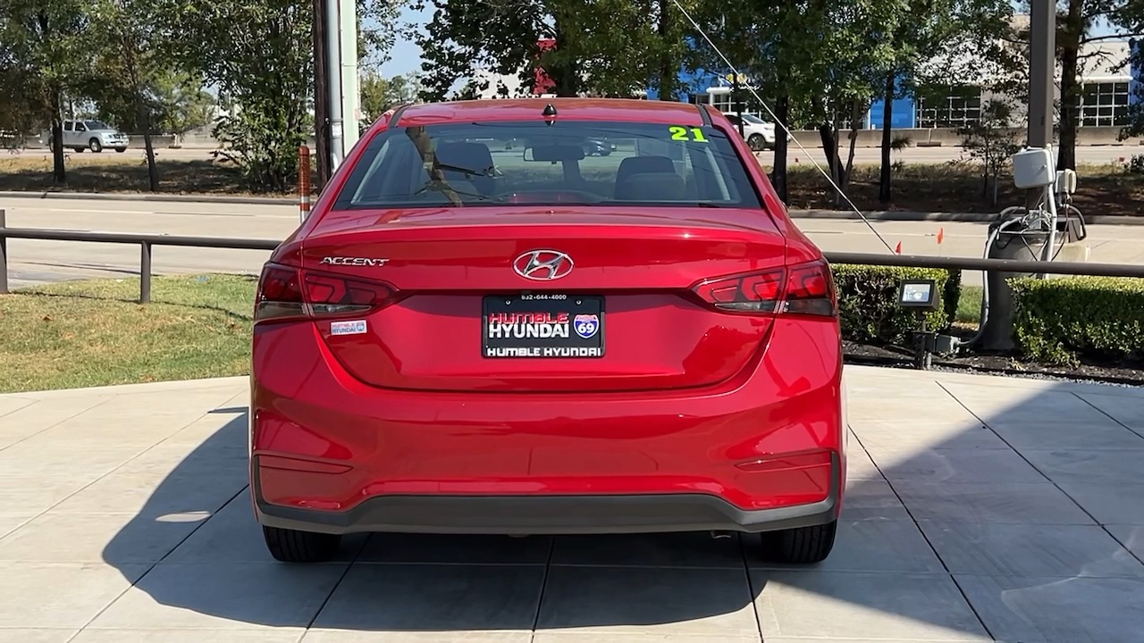 2021 Hyundai Accent SE 19