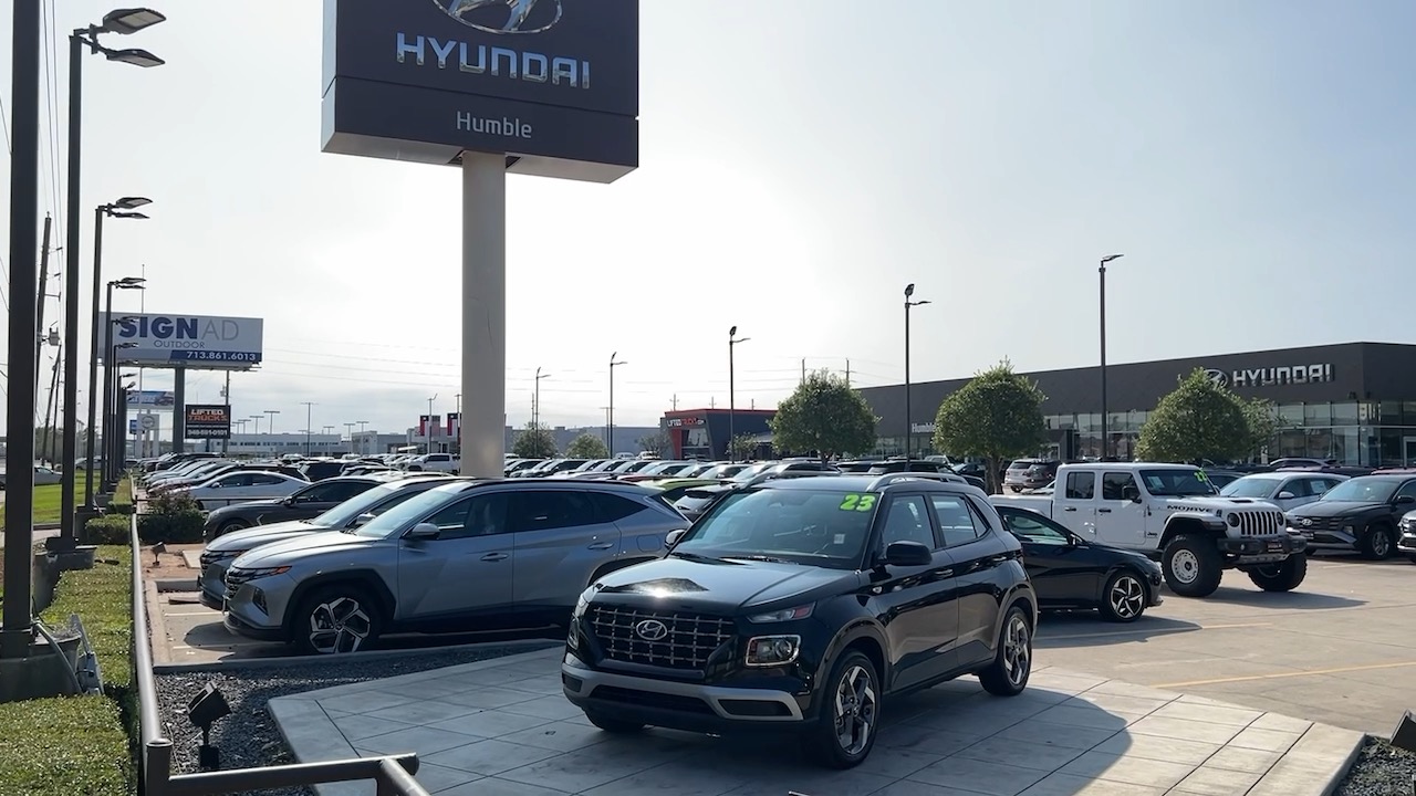 2023 Hyundai Venue SEL 38