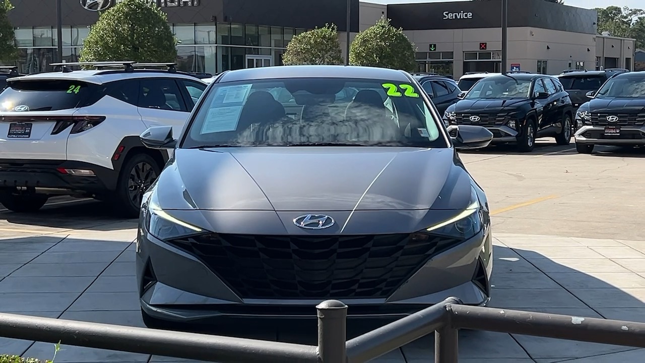 2022 Hyundai Elantra SEL 10