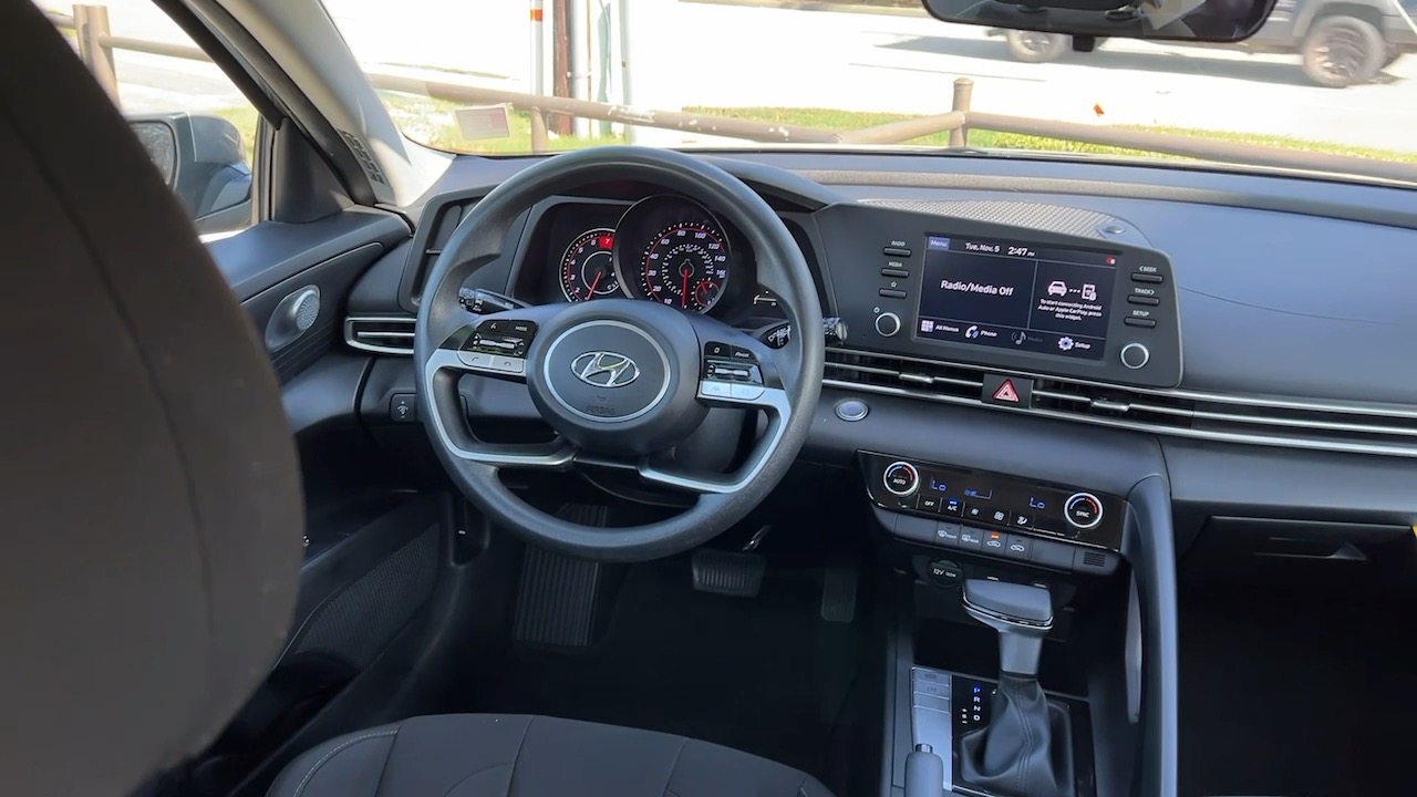 2022 Hyundai Elantra SEL 20