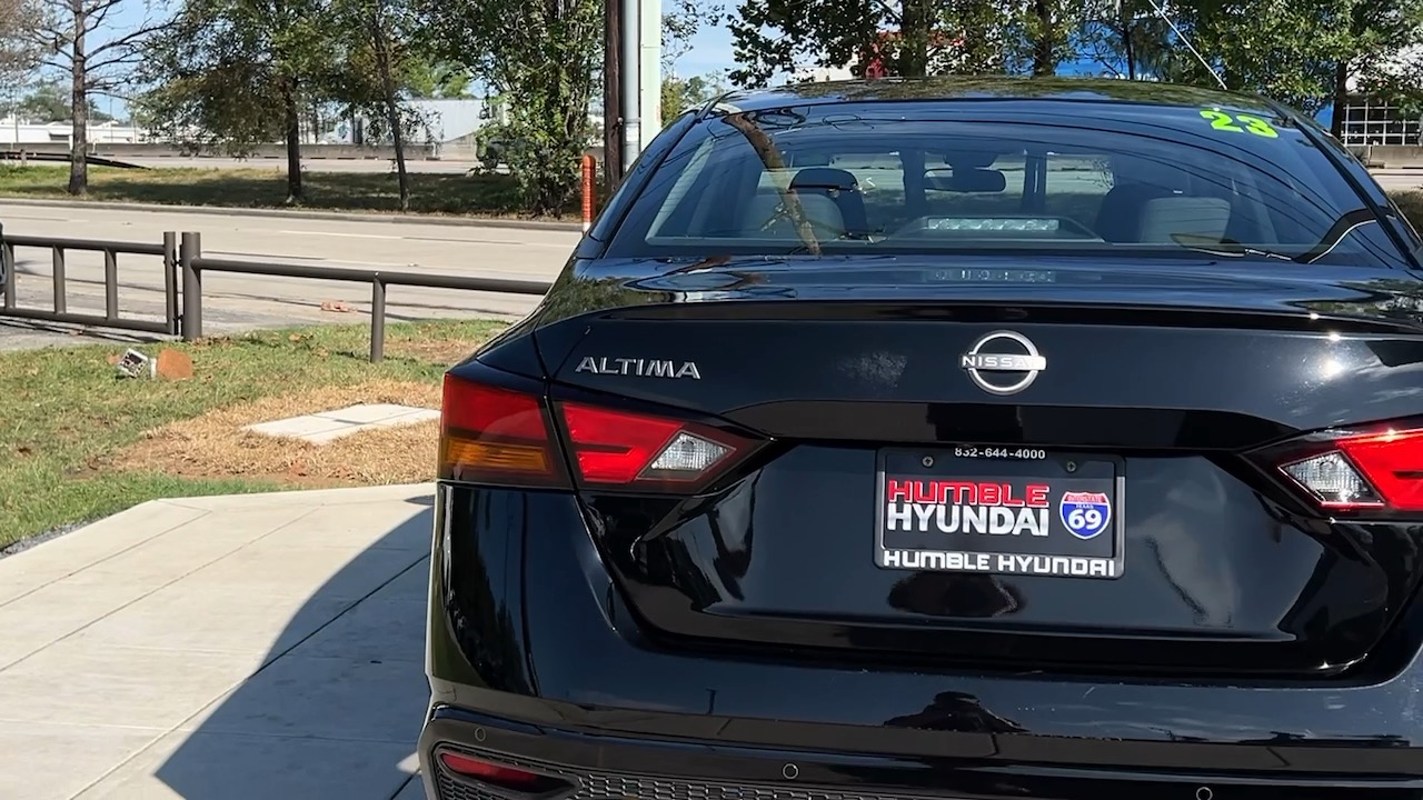 2023 Nissan Altima 2.5 S 15